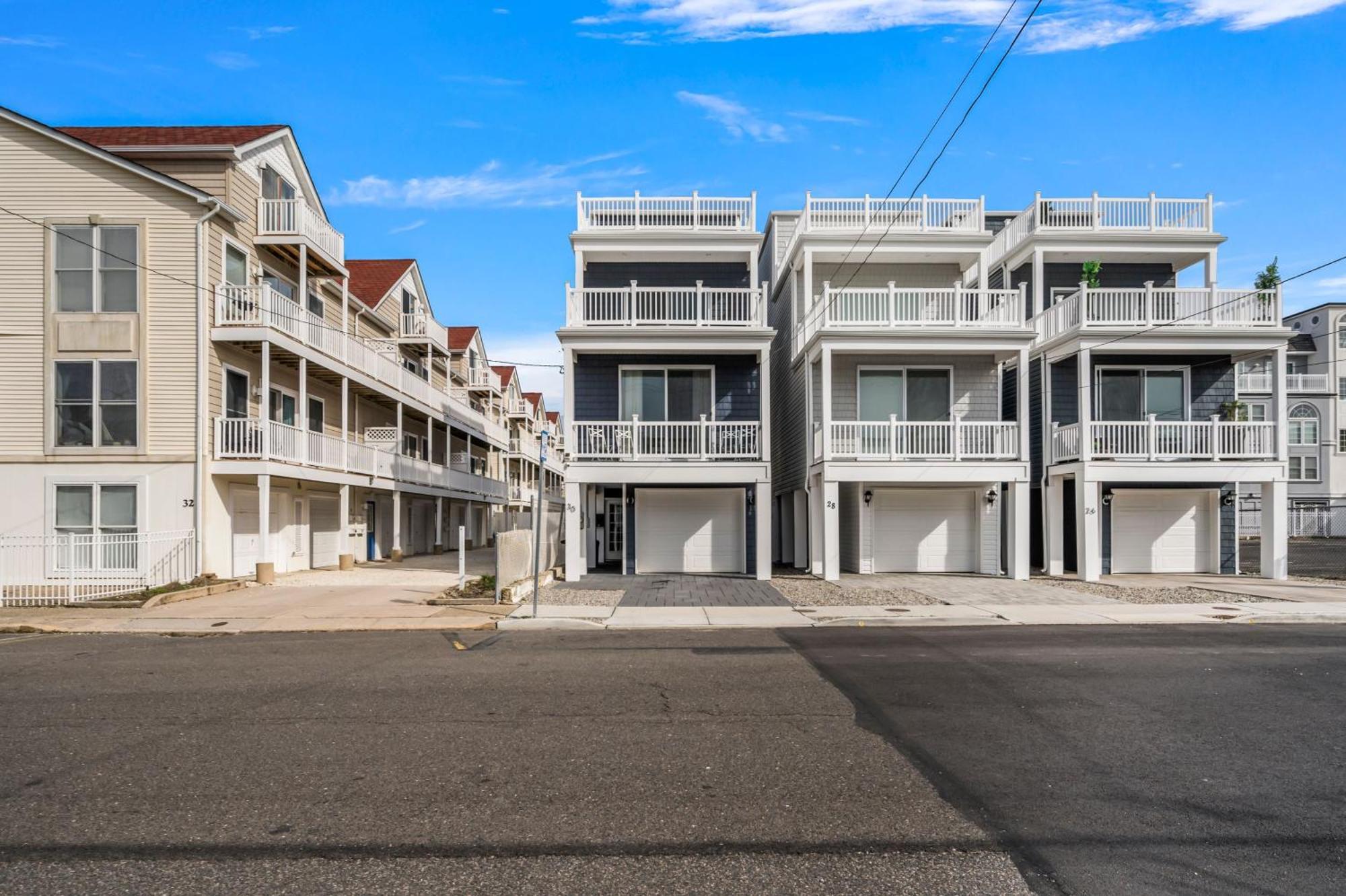 Beach House Steps Away From The Boardwalk And Beach With Ocean Views In Seaside Heights! Villa Exterior photo