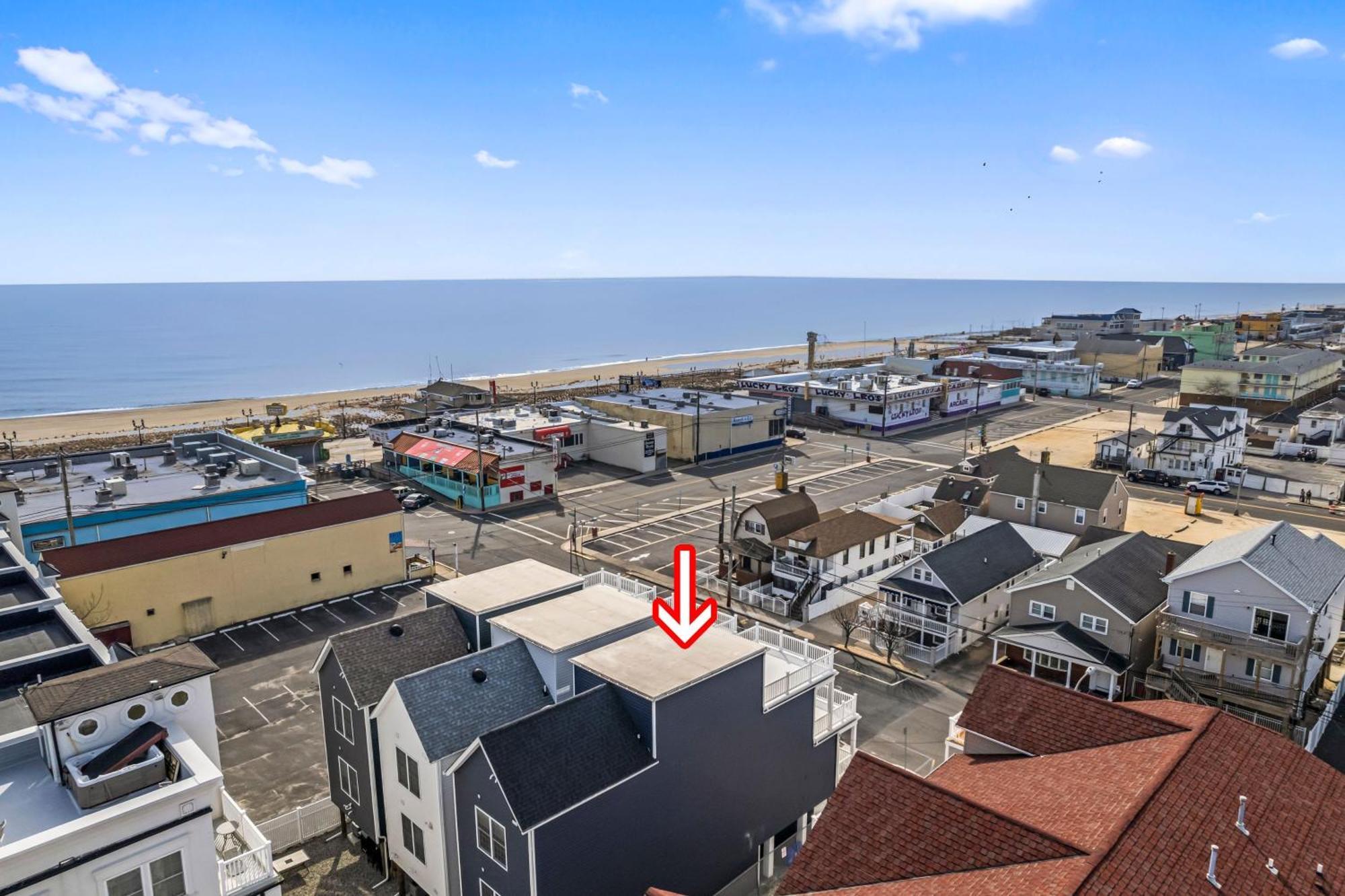 Beach House Steps Away From The Boardwalk And Beach With Ocean Views In Seaside Heights! Villa Exterior photo