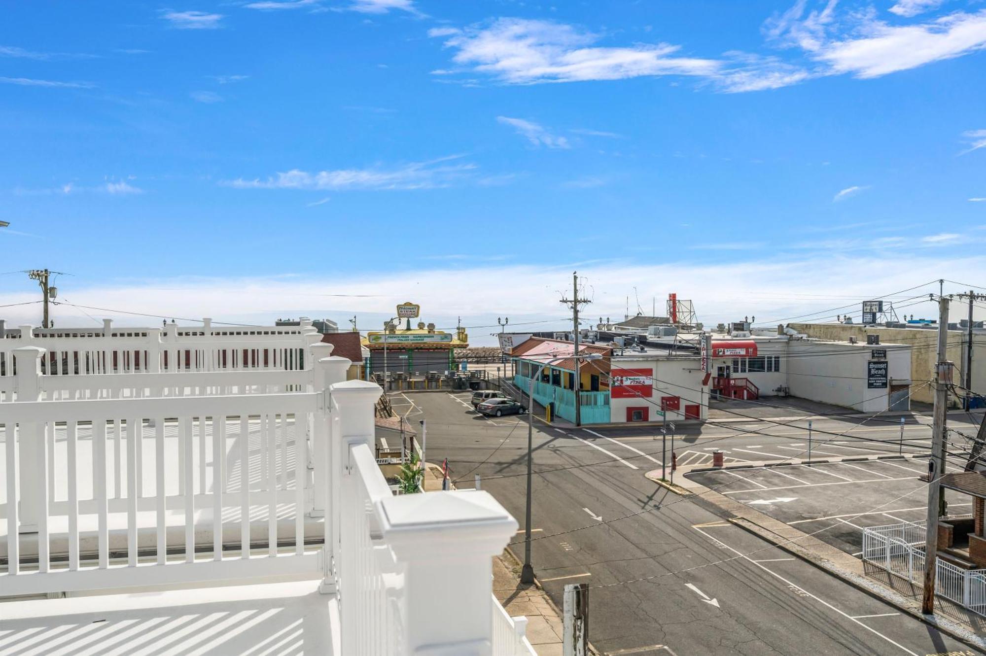 Beach House Steps Away From The Boardwalk And Beach With Ocean Views In Seaside Heights! Villa Exterior photo