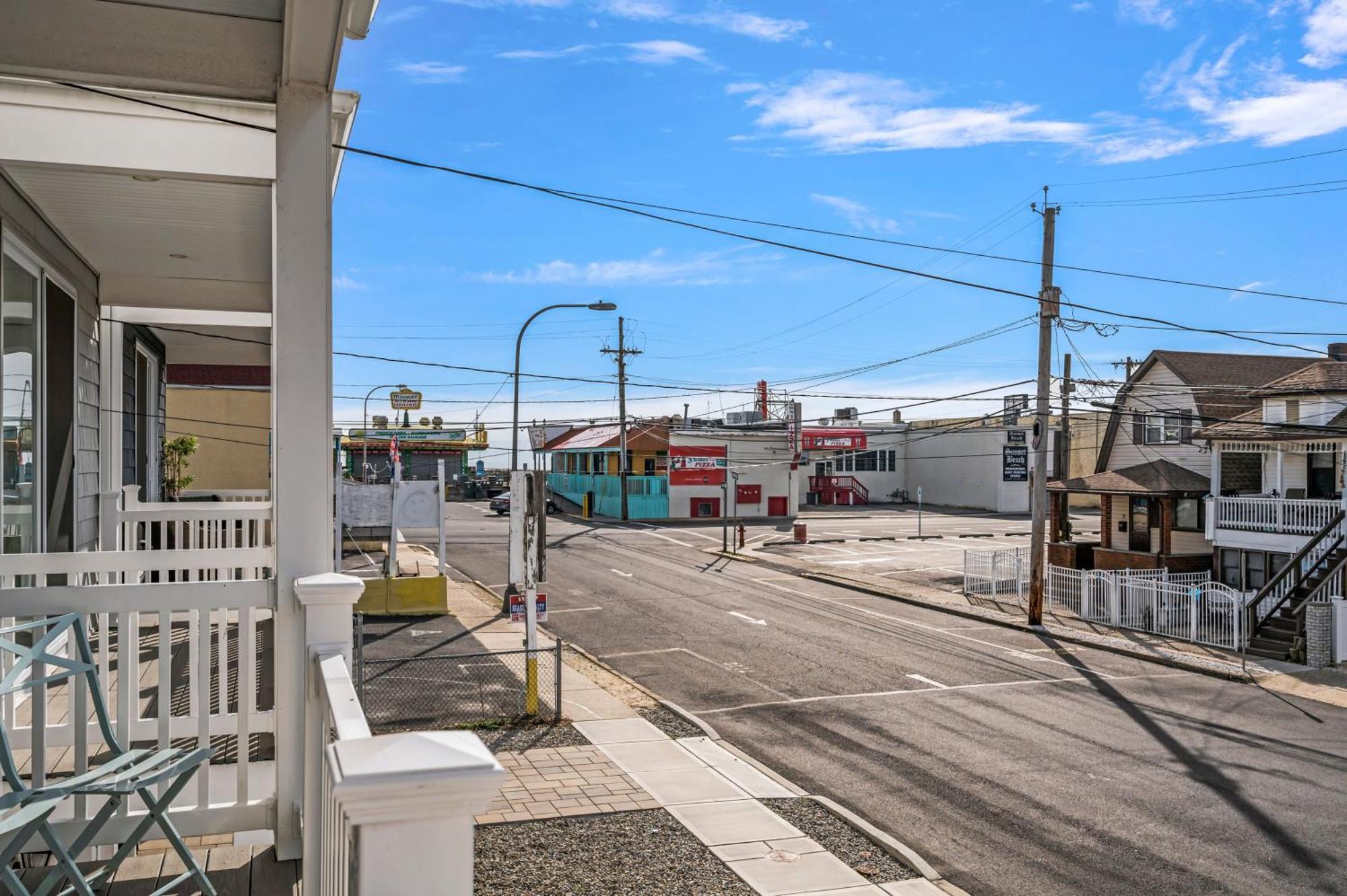 Beach House Steps Away From The Boardwalk And Beach With Ocean Views In Seaside Heights! Villa Exterior photo